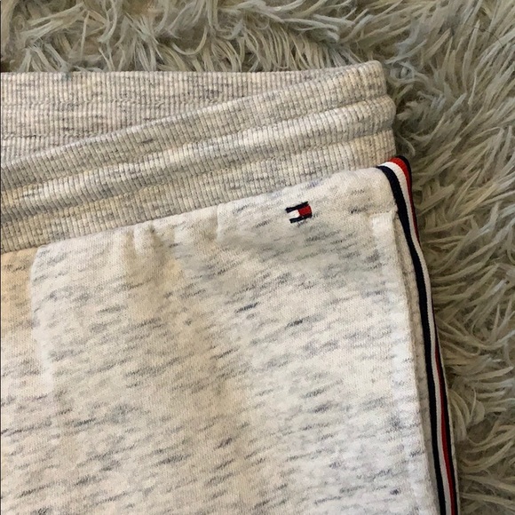 Women’s Tommy Hilfiger Joggers - Picture 3 of 4